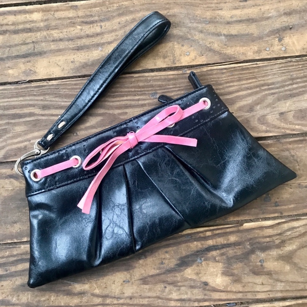 EUC Sabina New York Wristlet Clutch